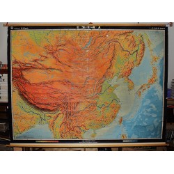 China (Large Pull Down Map)